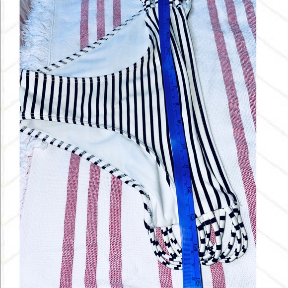 Hollister Swim Bikini Bottom Bathing Suit - Picture 9 of 16